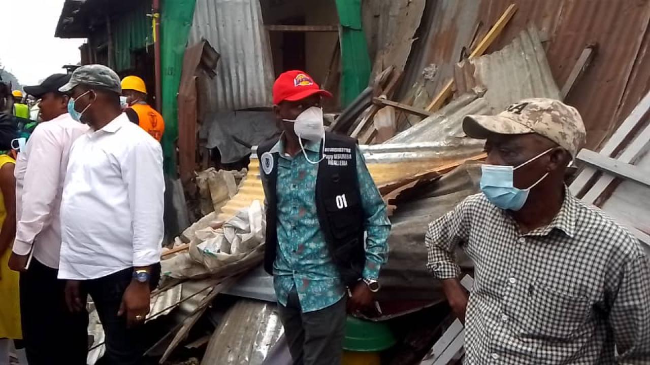 Des constructions anarchiques démolies au marché 7 dans la commune de N'djili