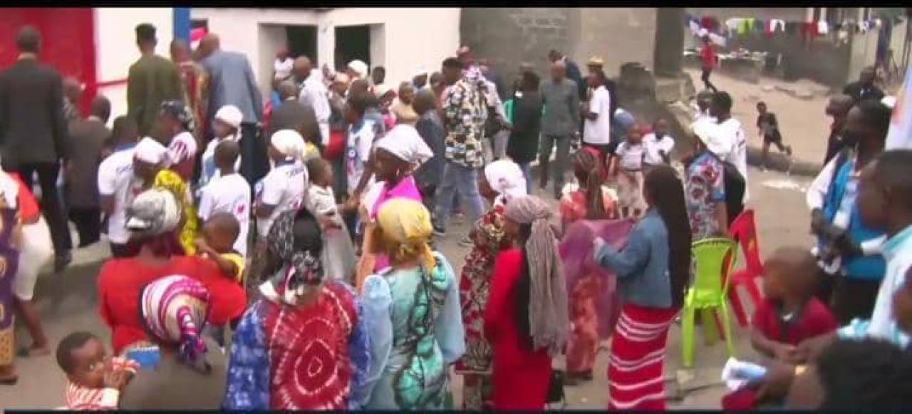Quelques fidèles de l'église Motema na Masiya
