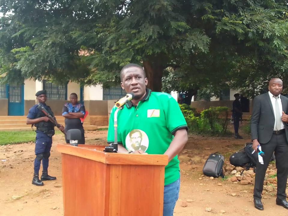 Le député national Ayobangira Safari Nshuti, lors du lancement de l’Examen d’Etat 2025 à Beni
