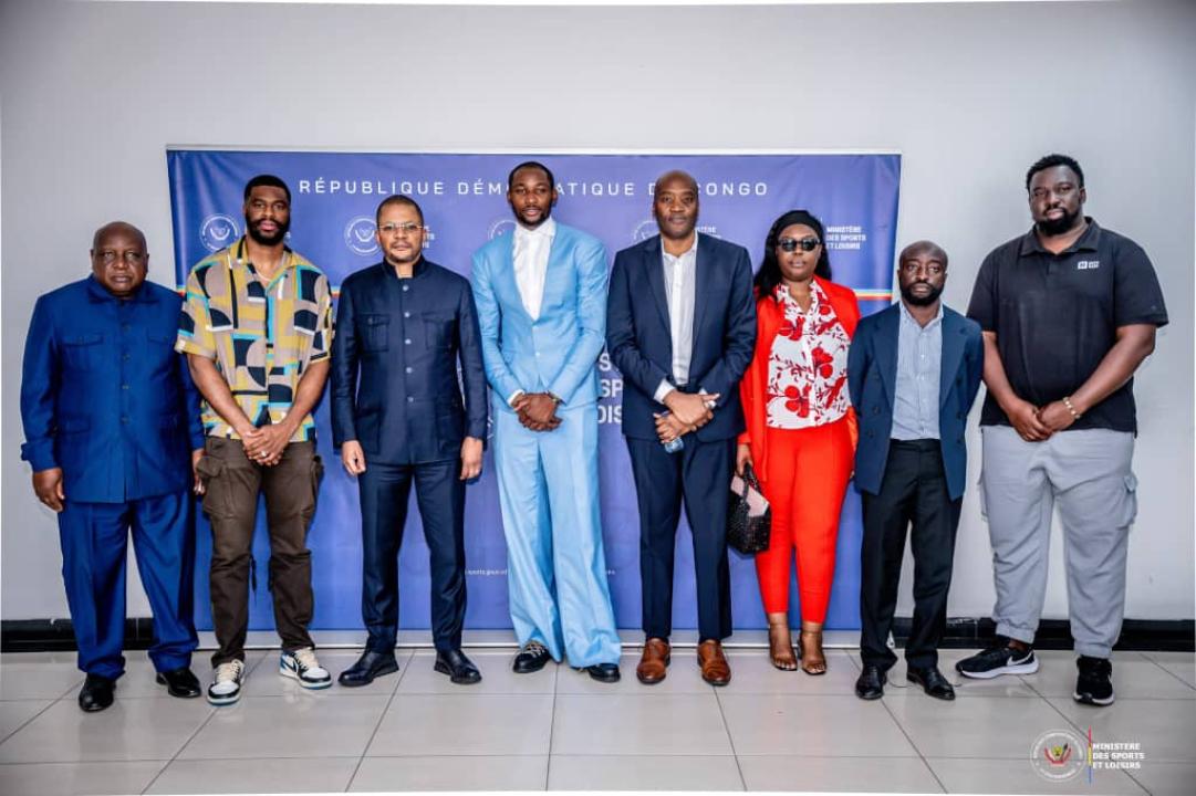 Le ministre des sports Didier Budimbu et la délégation de la NBA [photo d'illustration]