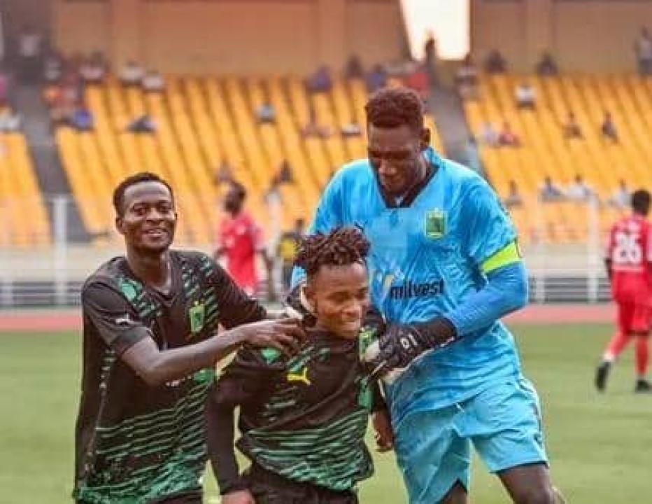 Le gardien Burkinabé, Farid Ouedraogo, et deux joueurs de l'AS VClub. [ Photo d'illustration ]