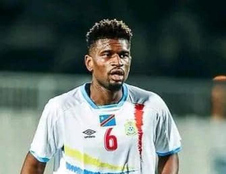 Aaron Tshibola sous les couleurs de la RDC.