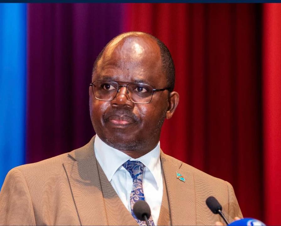 Le premier vice-président de l’Assemblée nationale Jean Claude Tshilumbayi