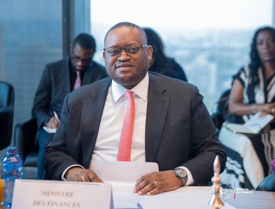Le ministre Doudou Fwamba reçoit l’Ambassadeur  en RDC, Rémi Maréchaux, à l’occasion de la présentation du nouveau Directeur de l’AFD, Hervé Conan au Congo-Kinshasa