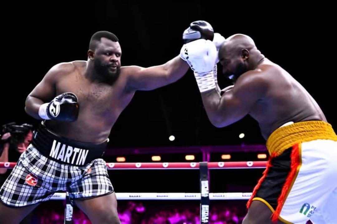 Le boxeur congolais Martin BAKOLE sur le ring lors du combat gagné contre le Camerounais Carlos TAKAM [photo d'illustration]