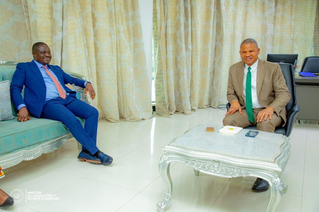 Le ministre Muhindo Nzangi reçu par le gouverneur ai. du Haut-Katanga, Martin Kazembe