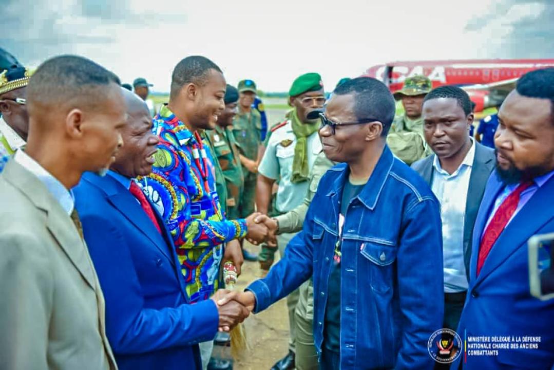 Arrivé du Ministre délégué à la défense nationale Eliezer Ntambwe à Mbuji-mayi, ce mardi 07 octobre 2025