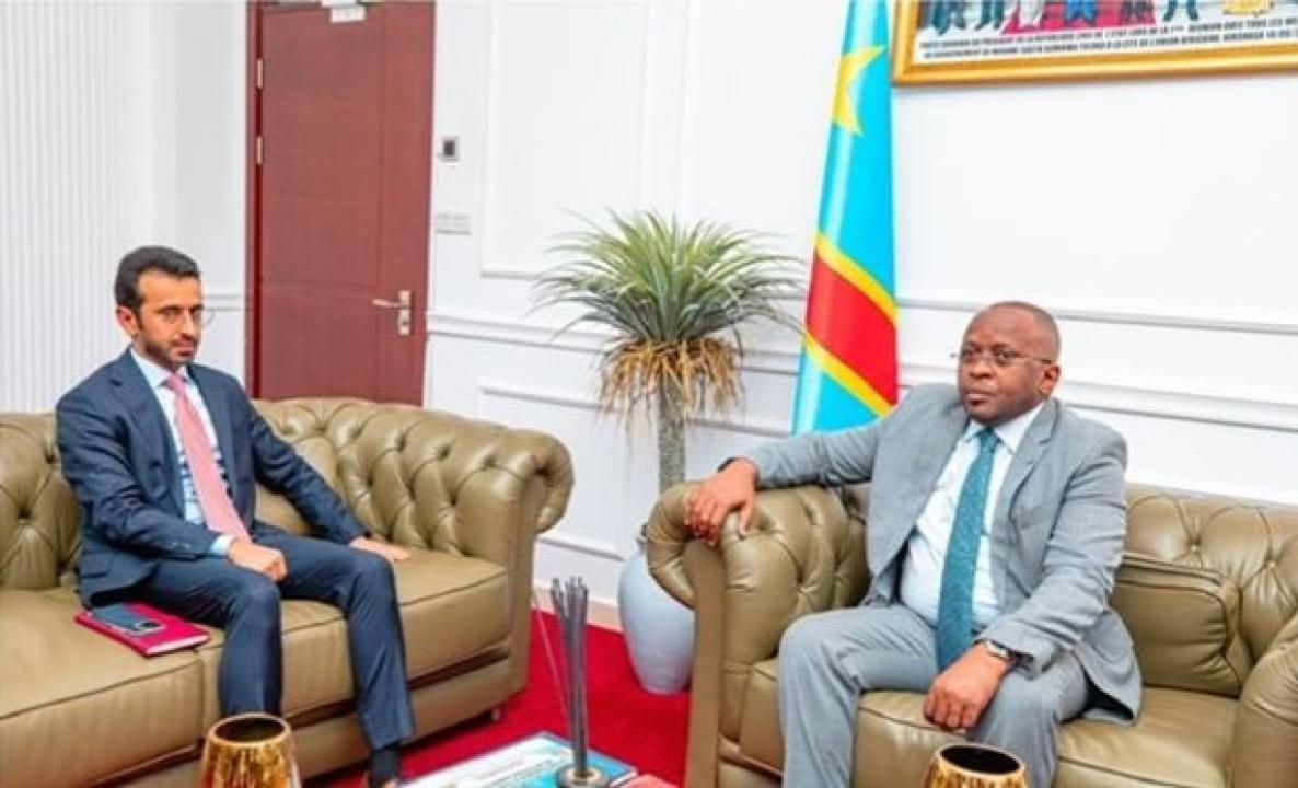 À Kinshasa, le VPM Jacquemain Shabani échange avec le chargé d’affaires du Qatar sur la coopération bilatérale