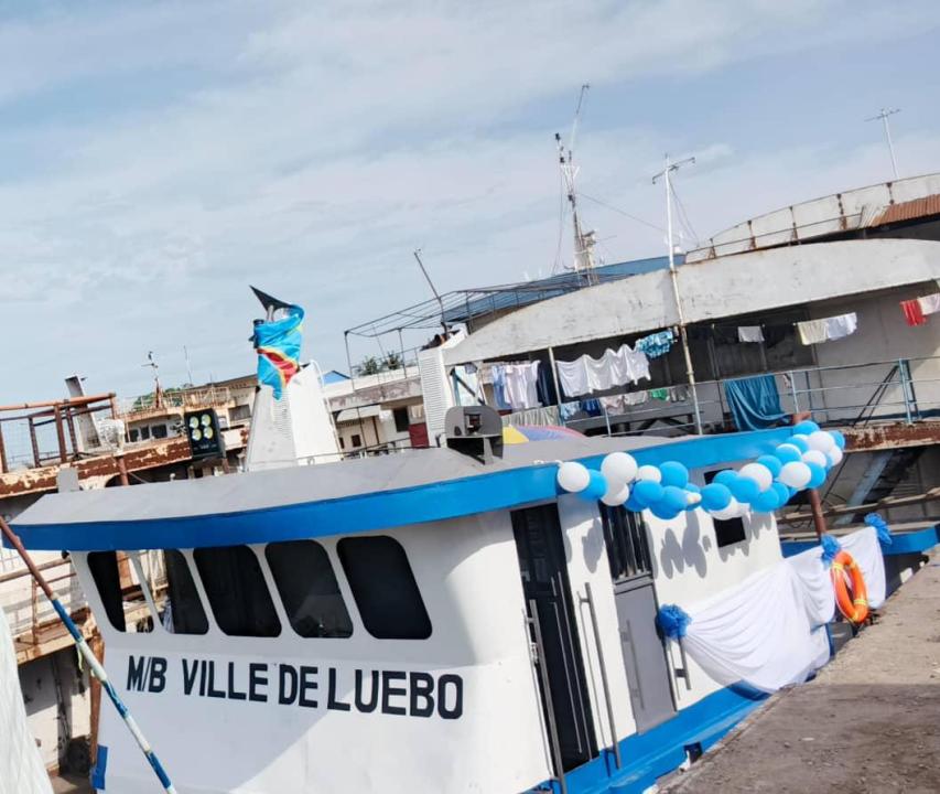 Bateau Luebo, don du député Léon Mubikayi