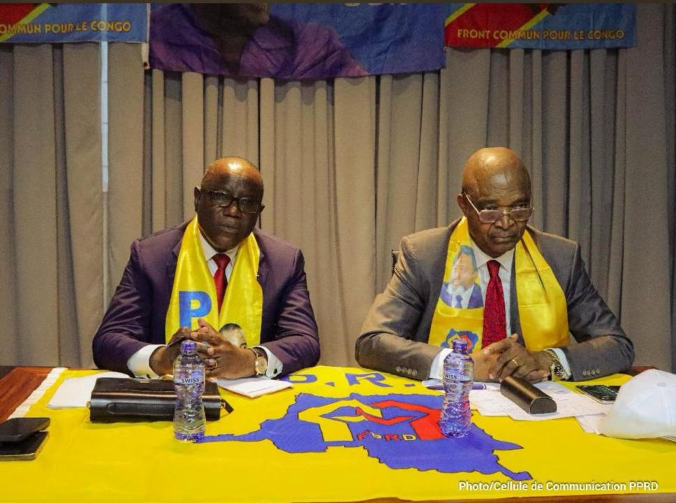 De gauche à Droite, Aubin Minaku et Emmanuel Ramazani Shadari, Vice-président national du PPRD et Secrétaire permanent du PPRD