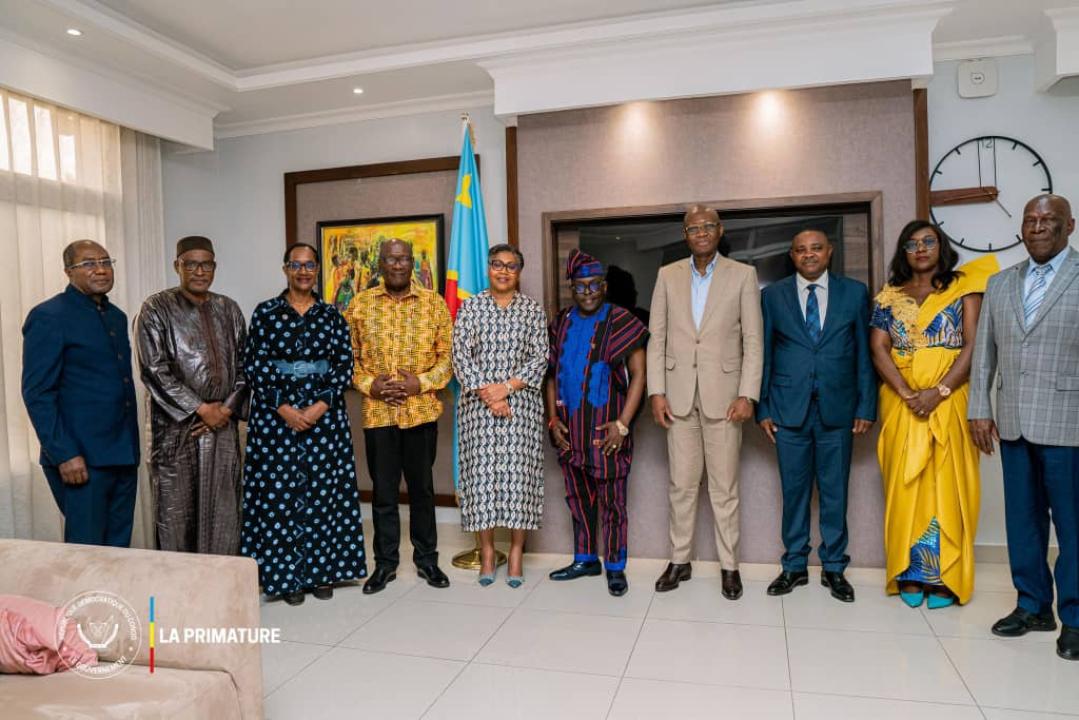 Judith Suminwa reçoit la délégation de la Société Africaine Anti-Sida