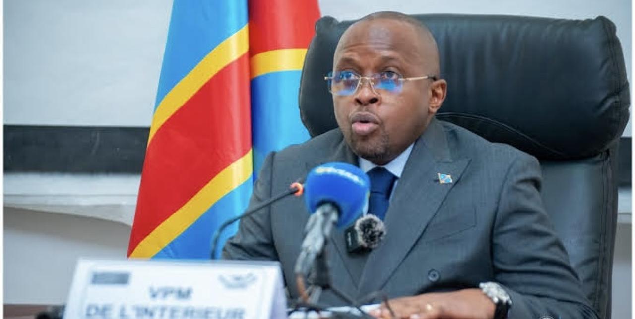 Le VPM en charge de l'Intérieur, Sécurité, Décentralisation et Affaires Coutumières Jacquemain Shabani Lukoo