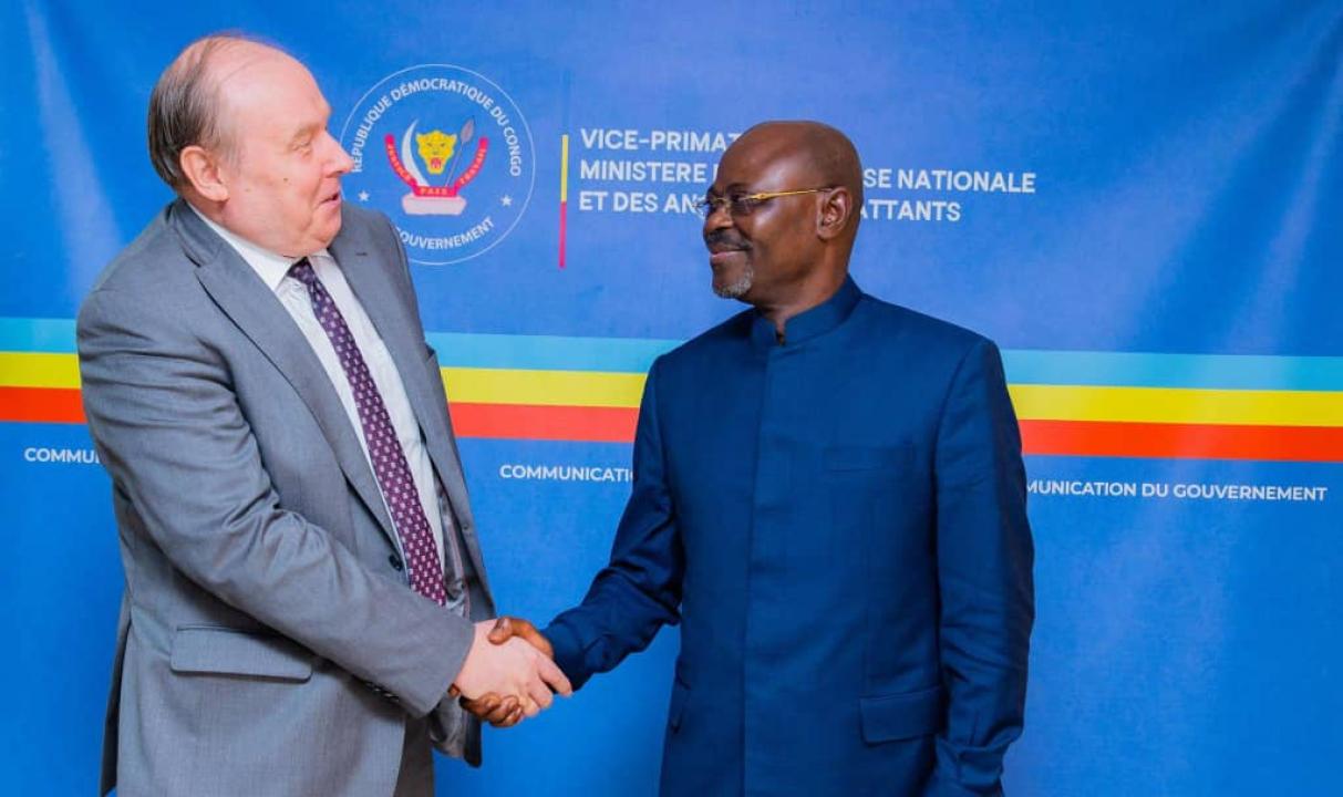 L’ambassadeur de la Russie en RDC, Karl Tikhazé, reçu par le VPM Guy Kabombo Muadiamvita