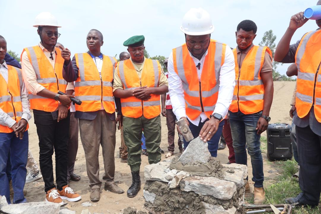 Le PNVi lance les travaux de réhabilitation des ponts sur l’axe Hurara–Bulongo dans le territoire de Beni, au Nord-Kivu