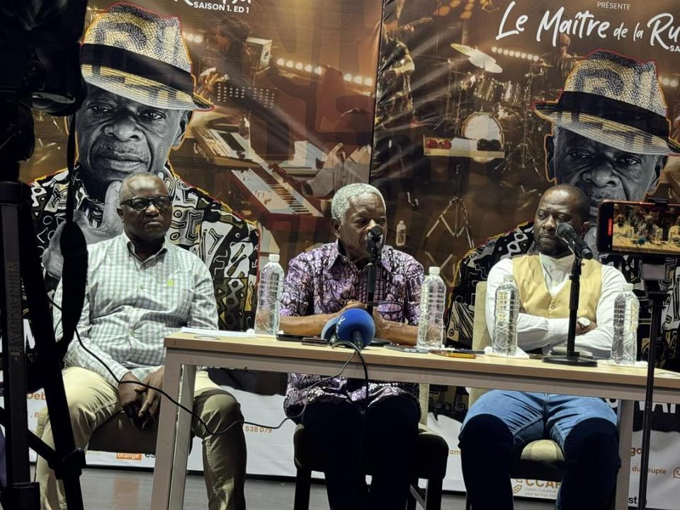 L'artiste Sam Mangwana au cours d'un point de presse à Kinshasa [photo d'illustration]