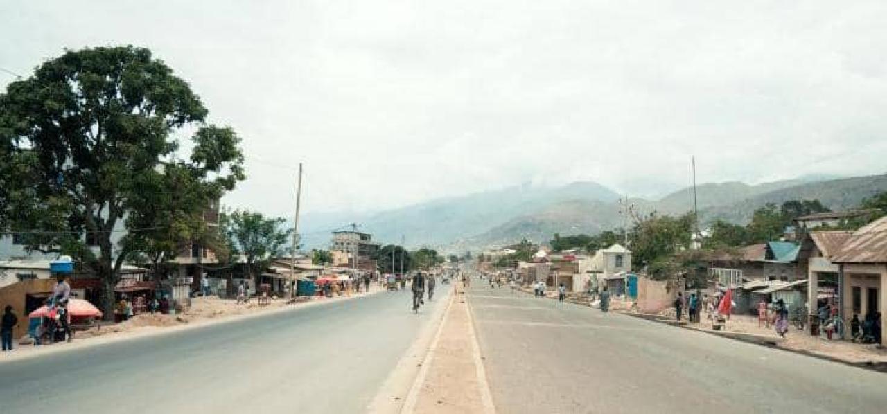 Vue d’une rue désertée d’Uvira, dans la province du Sud-Kivu [photo d’illustration]