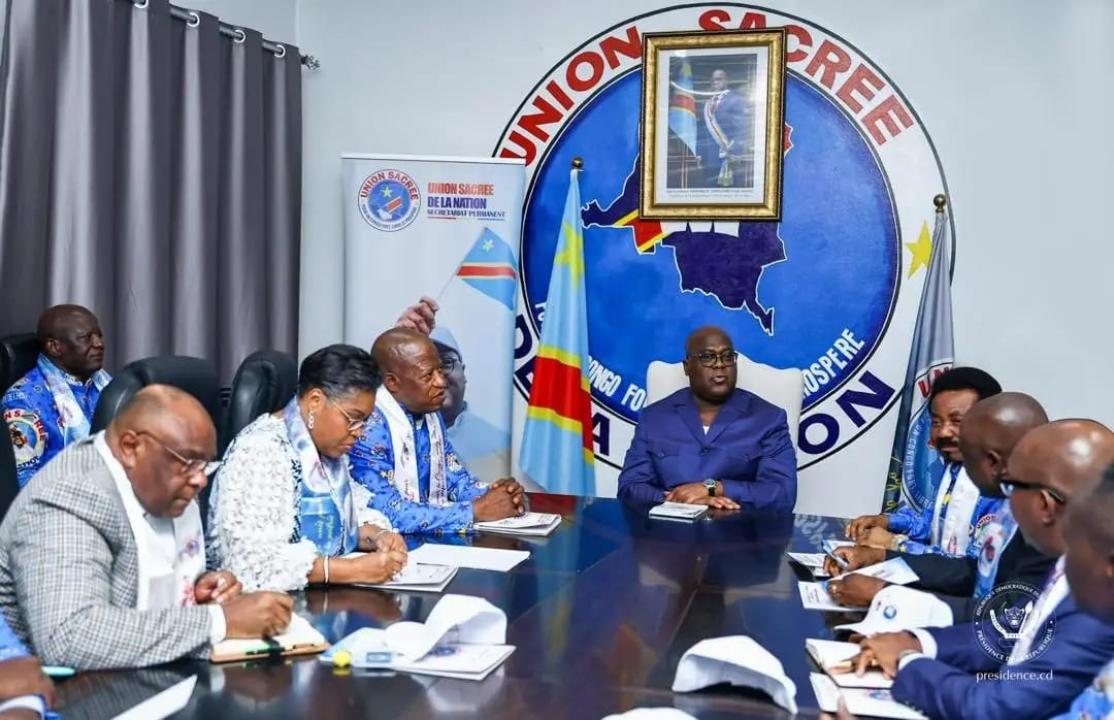Les membres de l'Union Sacrée au tour du Président Félix Tshisekedi [photo d'illustration]