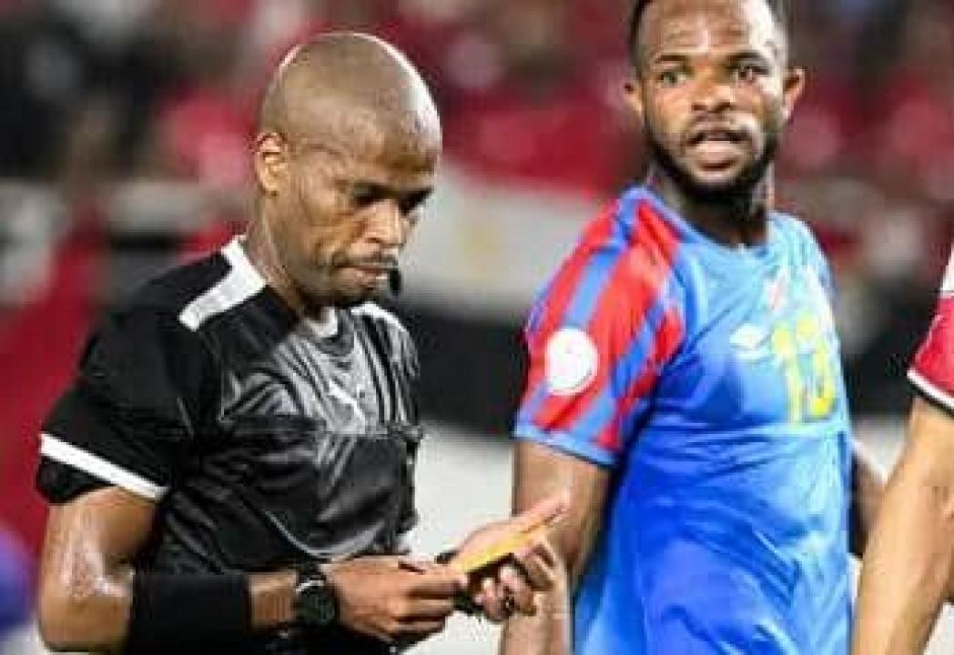 Tom Abongile et Meschack Elia lors du match RDC-Egypte à la CAN Côte d'Ivoire 2023. [Photo d'illustration]