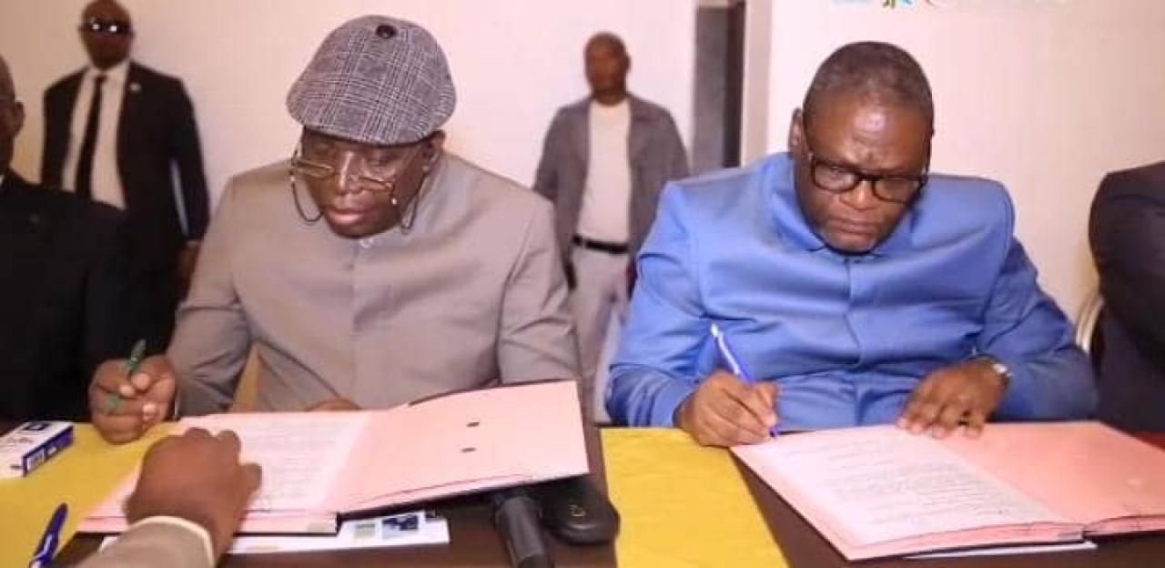 Le DG de l'INPP, Godefroid Stanislas Tshimanga et l'administrateur secrétaire exécutif de l'ANEP, Patrick Ngulu Mbiobawhul lors d'une signature de partenariat entre leurs structures receptives