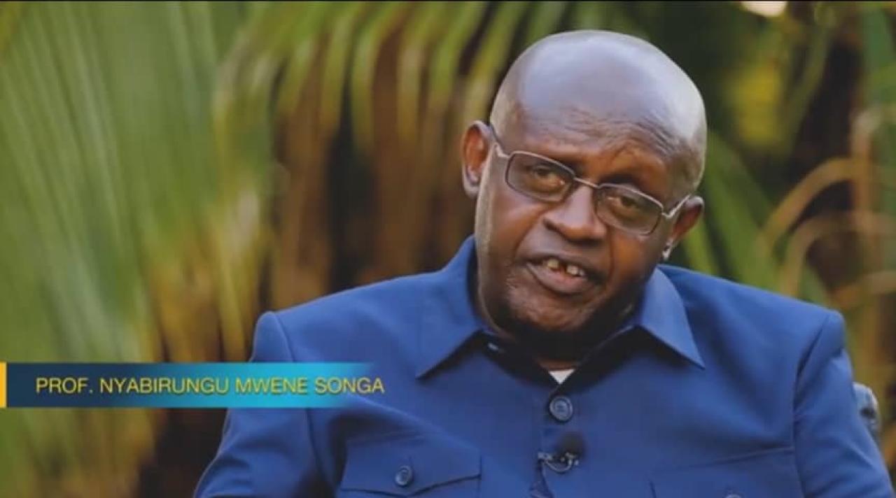 Professeur Émérite Raphaël Nyabirungu Mwene Songa, président national de la Communauté Hutu en RDC
