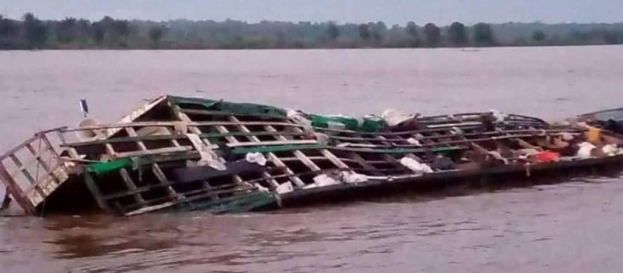 Naufrage d’une baleinière sur le fleuve Congo [photo d’illustration]