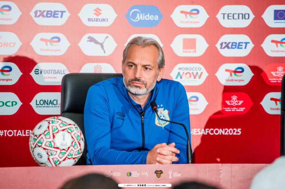 Sébastien Desabre, coach des léopards football