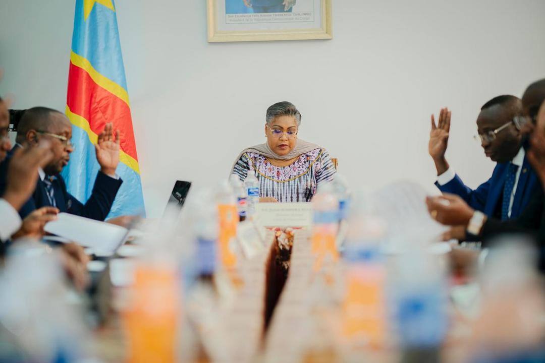 Le Gouvernement réuni aux côtés de la Première Ministre Judith Suminwa (photo d’illustration)