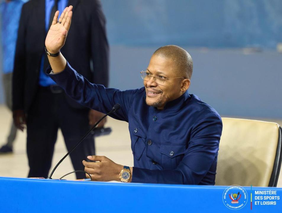Le Ministre de Sport, Didier Budimbu