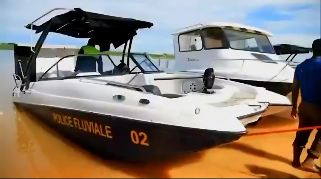 Des canaux rapides dotés à la PNC du Haut-Katanga pour sécuriser la frontière entre la rivière Lopula et le lac Moero