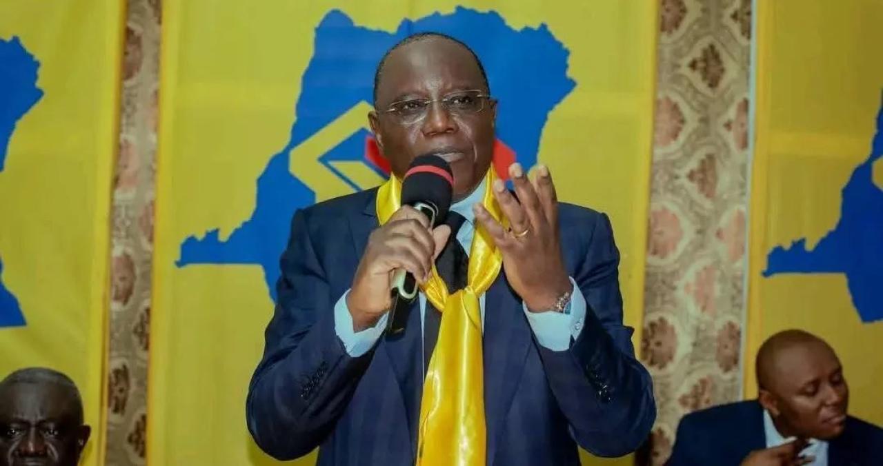 Aubin Minaku Ndjalandjoko, vice-président du parti politique PPRD de Joseph Kabila