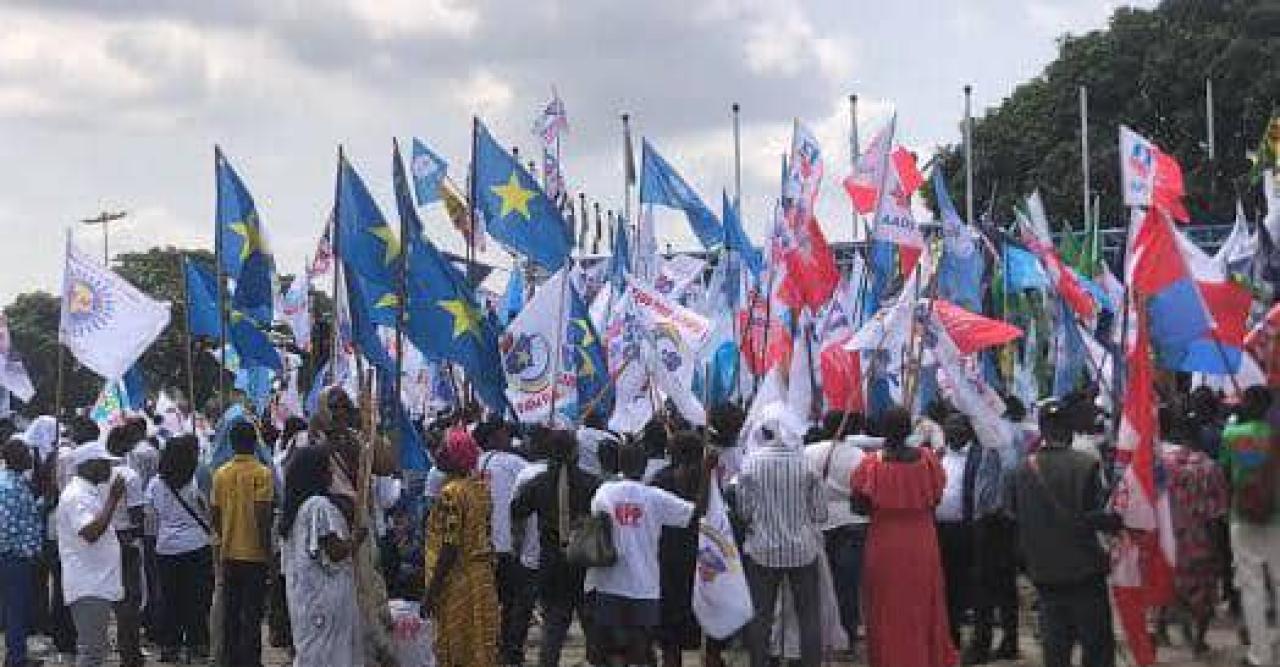 Quelques manifestants de l'Union Sacrée lors d'une activité [photo d'illustration]