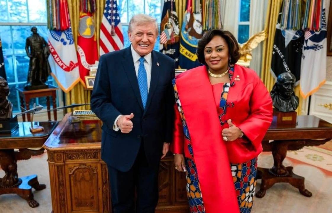 L'ambassadrice de la RDC, Yvette NGANDU KAPINGA et le Président américain Donald Trump [photo d'illustration]