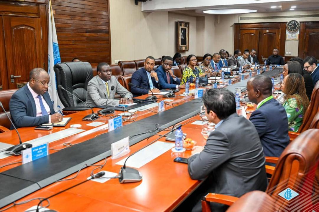 Séance de travail entre le Gouverneur de la Banque Centrale du Congo et la délégation de la GSMA