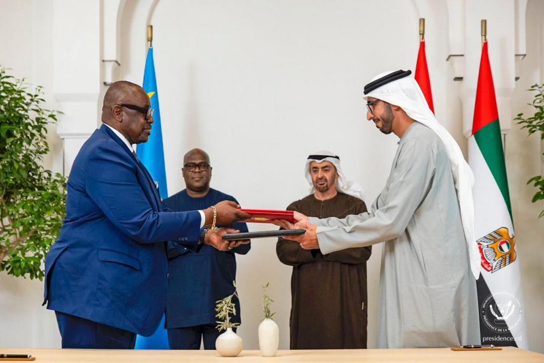 Le Président Tshisekedi et son Altesse Cheikh Mohamed ben Zayed assistent à la signature d’un Accord de Partenariat Économique Global (APEG) ainsi que de trois mémorandums d’entente, entre la RDC et les Émirats arabes unis