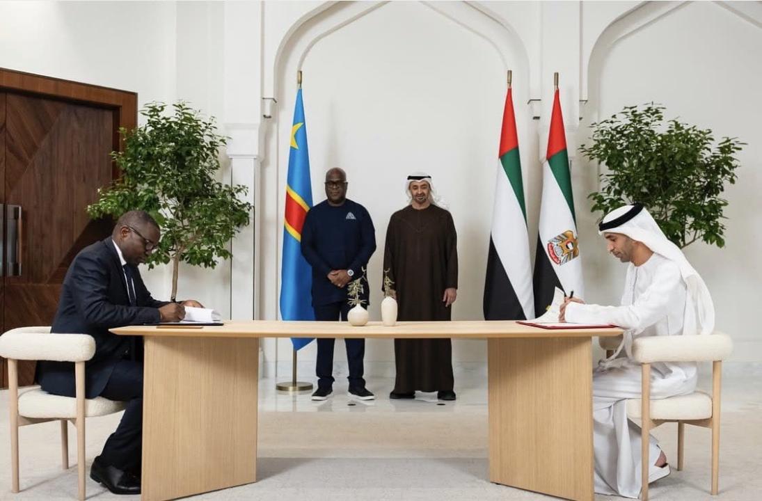 Julien Paluku Kahongya et son homologue émirati signent l’APEG devants les Présidents Félix Tshisekedi et Mohamed Ben Zayed Al Nahyane