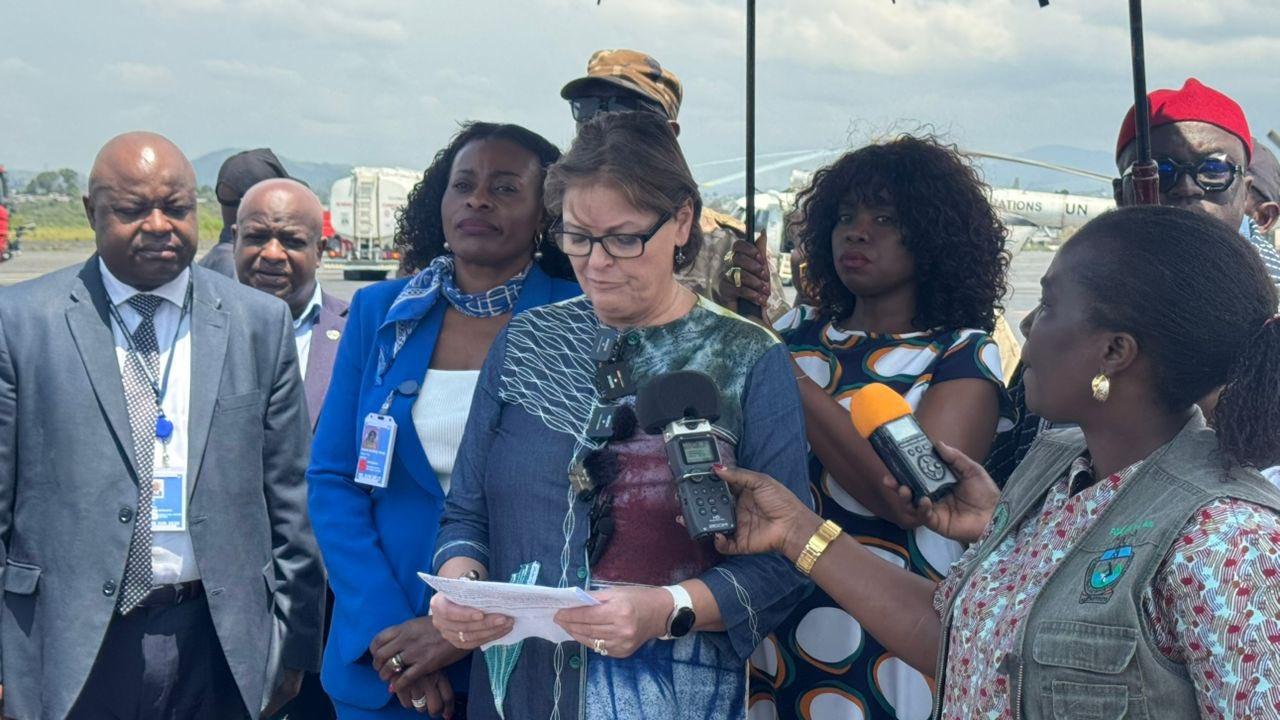 La Cheffe de la MONUSCO par intérim, Vivian van de Perre, à son arrivée à Goma via l’aéroport international [photo d’illustration]