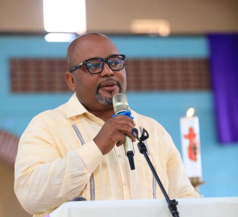 Aimé Boji Sangara, Président de l’Assemblée nationale, s’adressant aux fidèles catholiques de Butembo