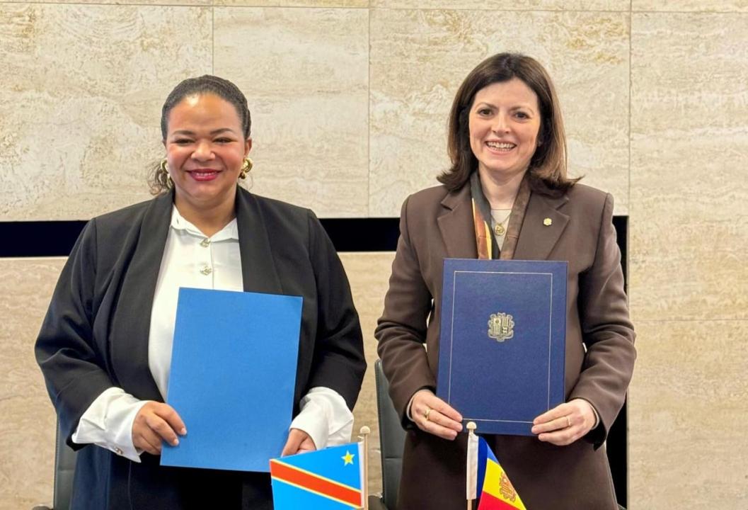 La ministre Thérèse Kayikwamba Wagner et Imma Tor Faus [photo d'illustration]