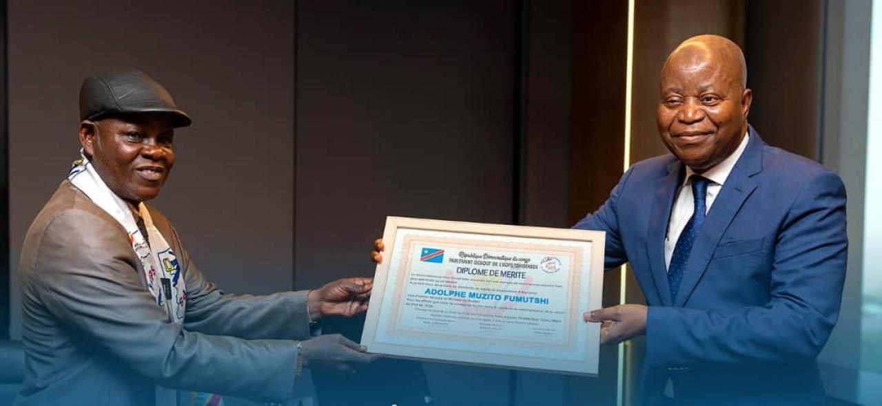 Le collectif des présidents des "parlements debout" de l’UDPS honore le VPM du Budget Adolphe Muzito