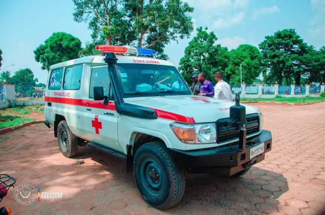 Une ambulance dotée à la province du Kwilu par la Croix-Rouge RDC, pour renforcer la sécurité sanitaire de la 13ᵉ conférence des Gouverneurs