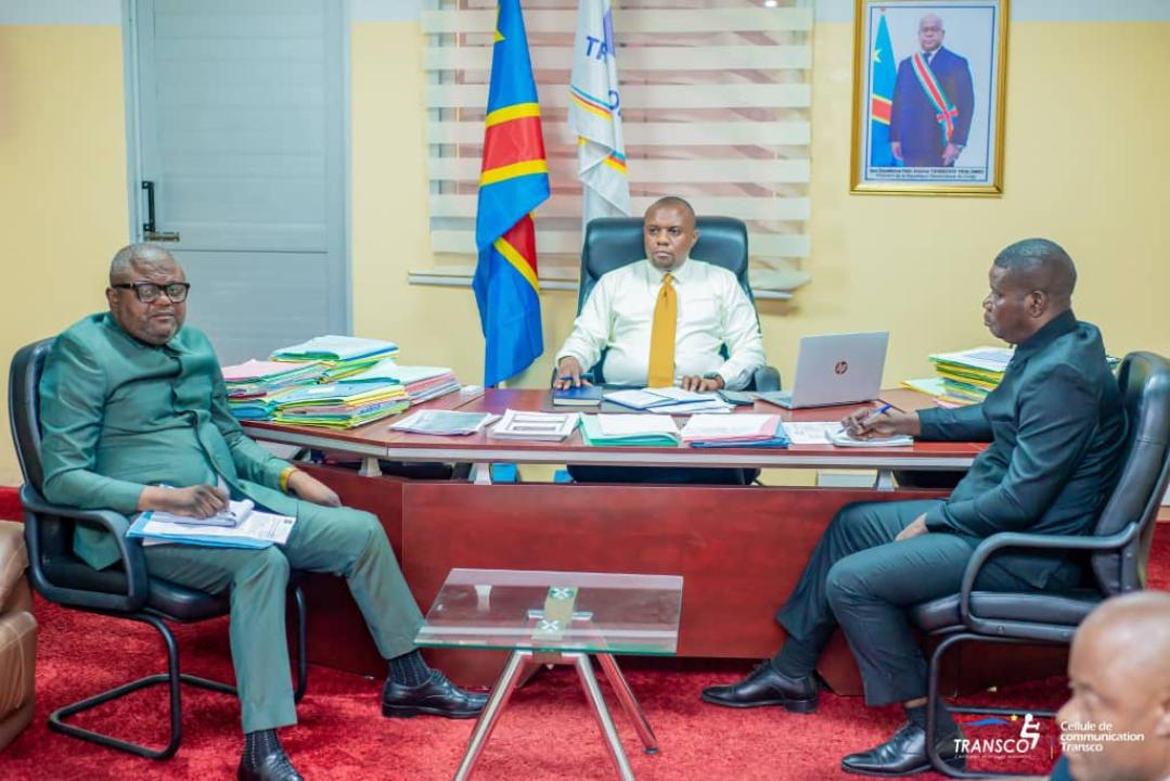 Jérémie KILUBU MATONDO, Directeur Général ai de Transco avec ses adjoints