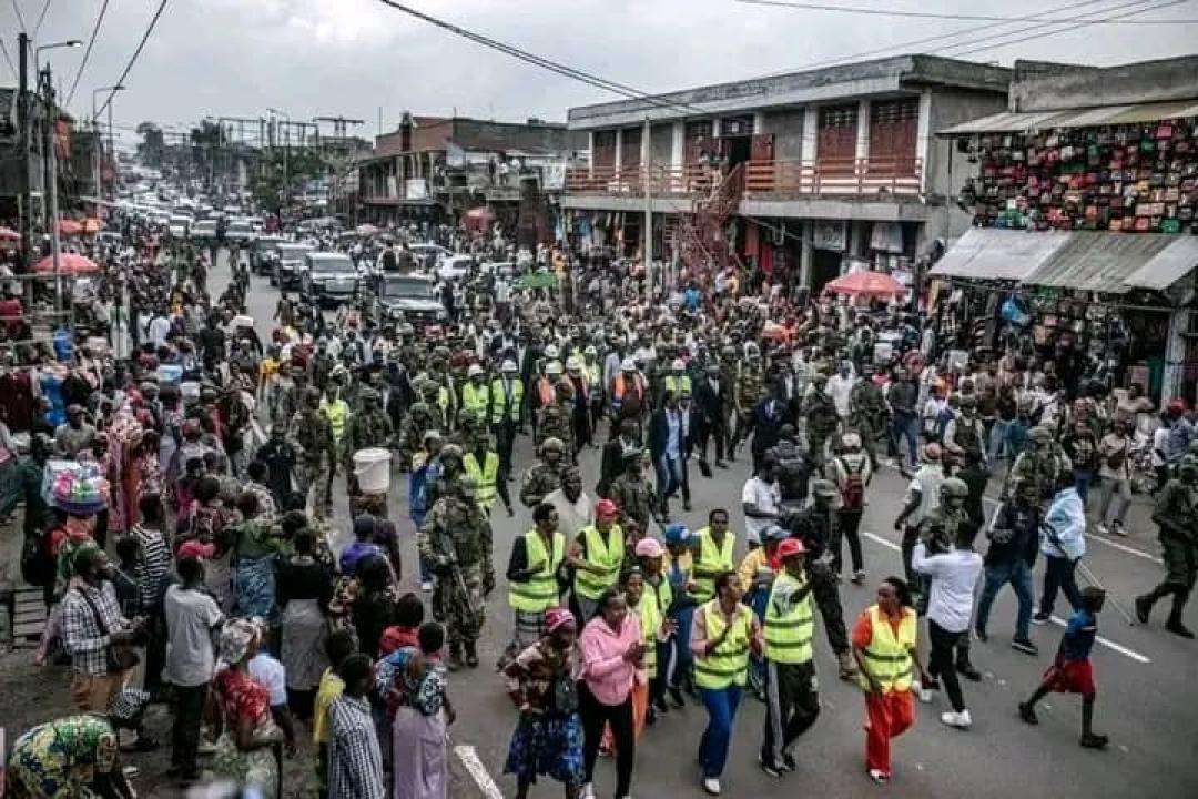 Des enfants pami les manifestants lors d’une marche imposée à la population de Goma par le M23-AFC [photo d’illustration]