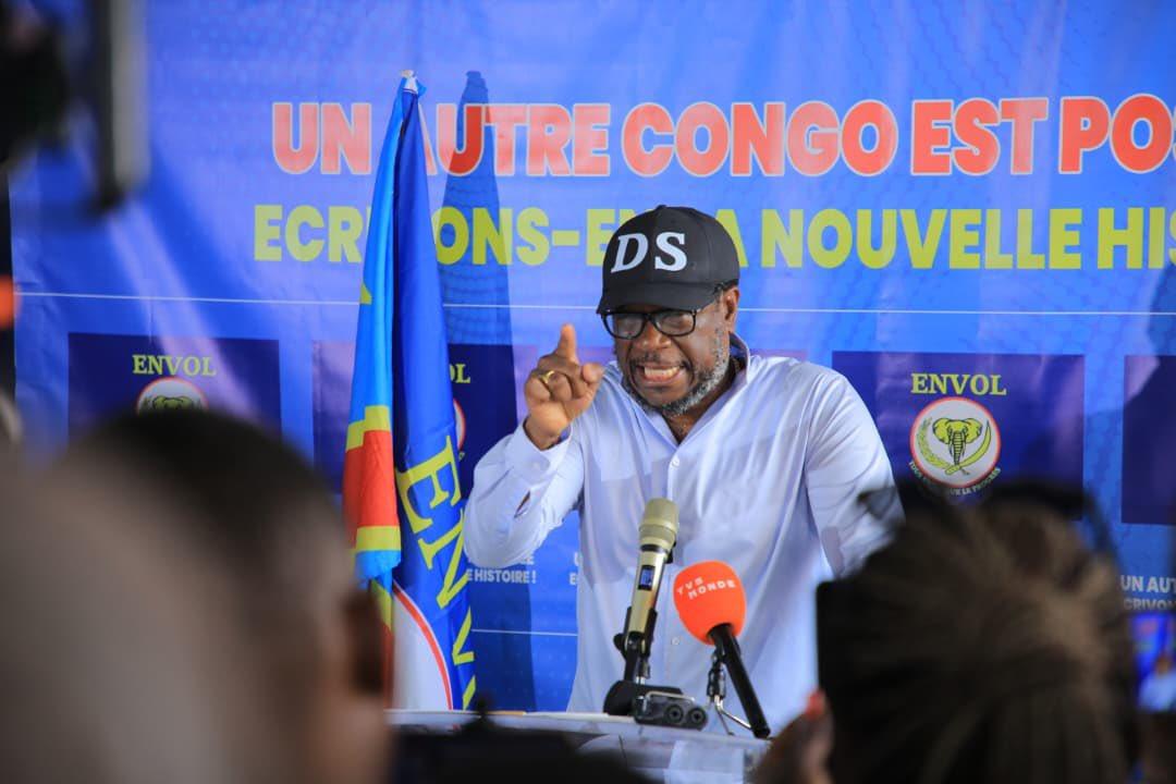 Delly Sessanga, opposant congolais et président du parti politique Envol