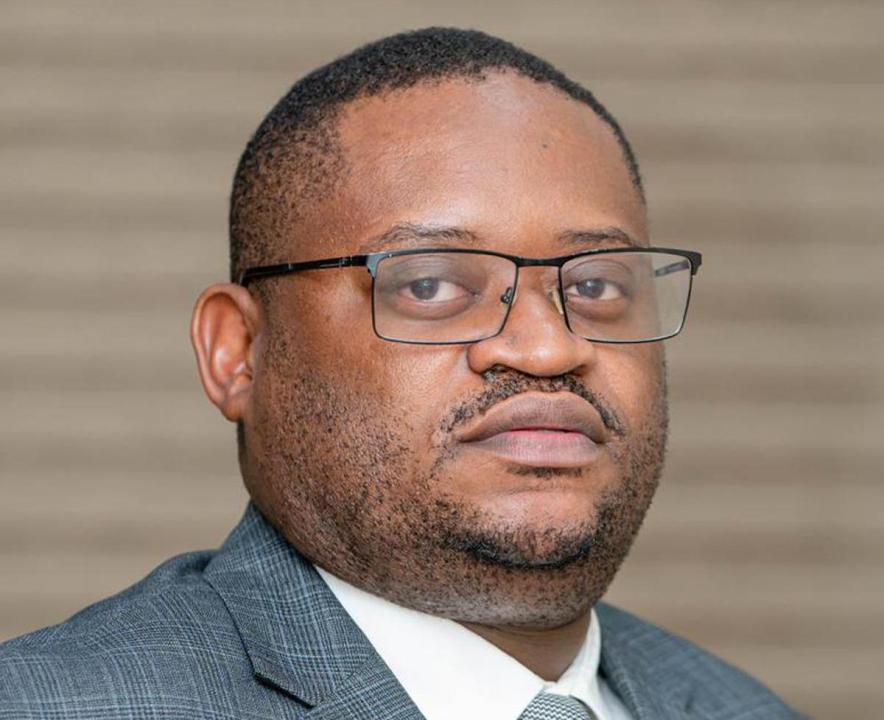 Doudou Fwamba Likunde Li-Botayi, ministre des Finances en RDC