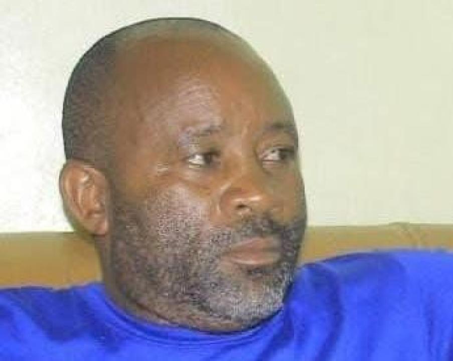Espoir Mbata, Directeur de la Radio Télévision Communautaire Top Buzi de Minova