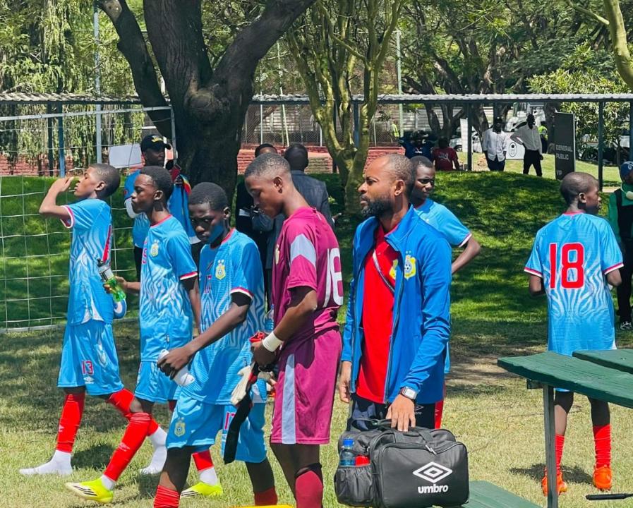 Les Léopards garçons U15 après la défaite face au Maroc.