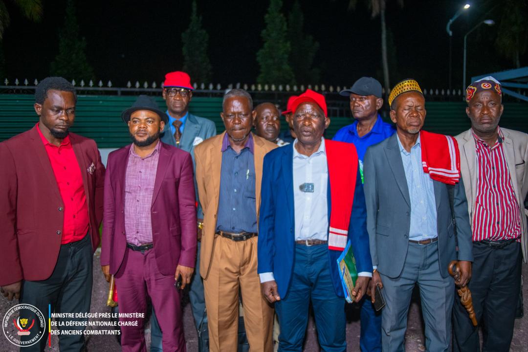 Les chefs coutumiers Teke après l'audience avec le ministre délégué Eliezer Ntambwe, mardi 07 avril 2026
