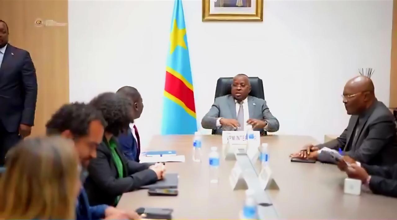 Séance de travail entre le VPM de l’Intérieur et une délégation de l’OIM [photo d’illustration]