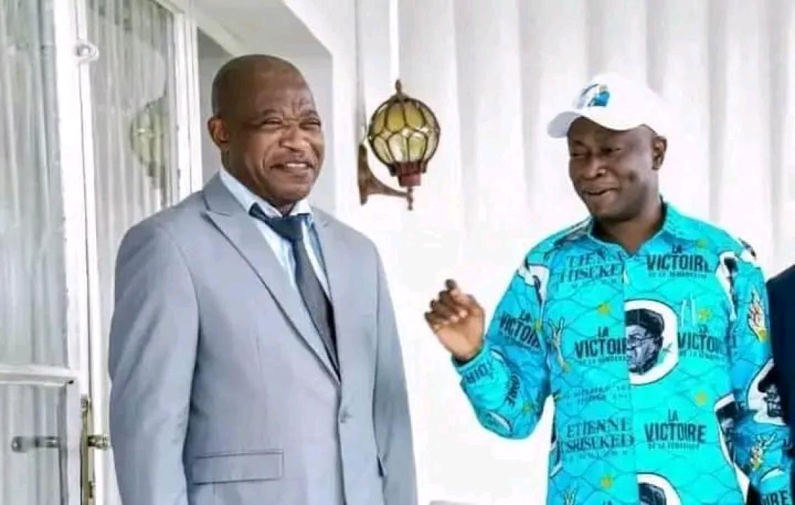 André Mbata, secrétaire permanent de l’USN et Augustin Kabuya, secrétaire général de l’UDPS [photo d’illustration]