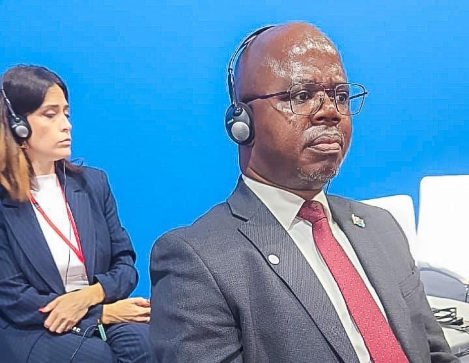 Isaac Tshilumbayi a représenté Tshisekedi et défendu les engagements démocratiques de la RDC au sommet de Barcelone